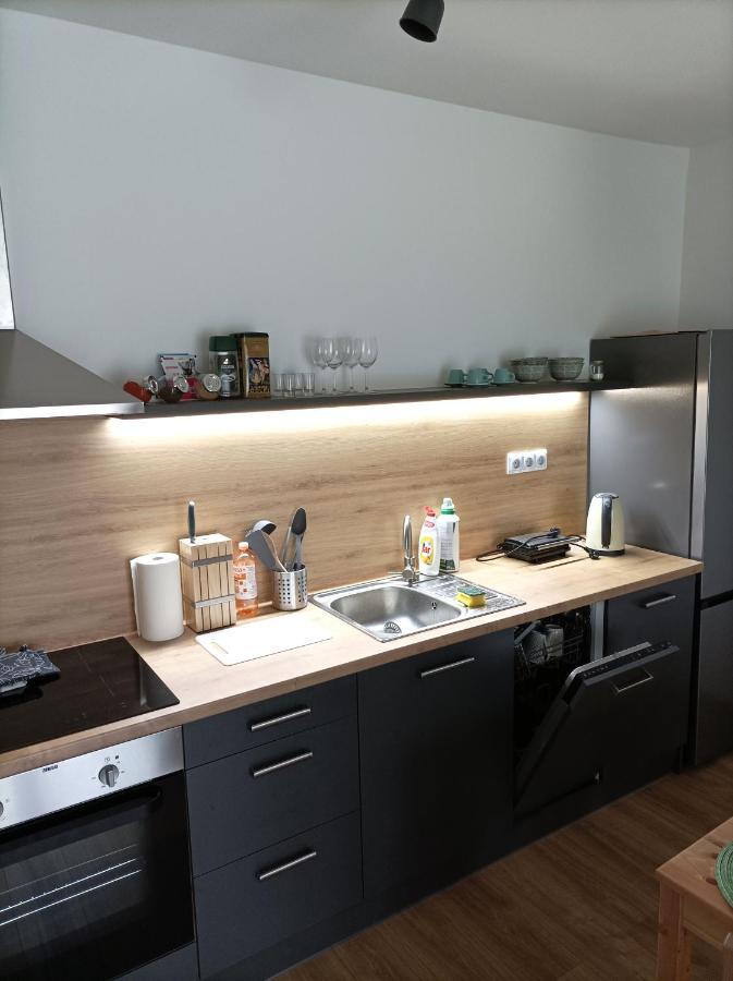 City And Thermal Apartman Дьёр Экстерьер фото